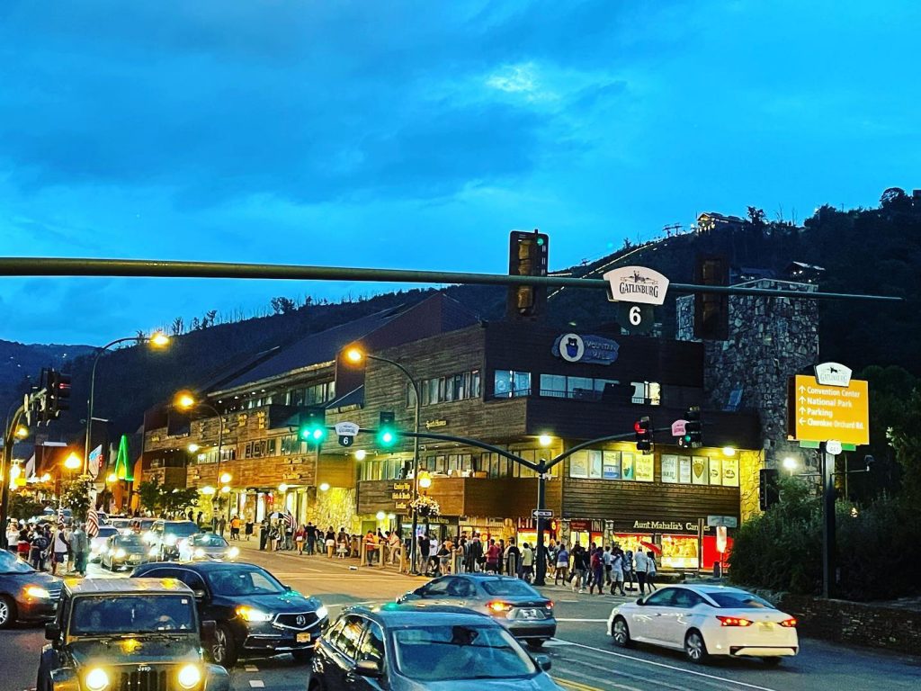 Mountain Mall A Gatlinburg Shopping Original